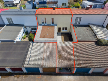 Stilvoll saniertes RMH mit Atrium I Energiebedarf A I Erstbezug in Augsburg – Haunstetten, 86179 Augsburg / Haunstetten, Reihenmittelhaus